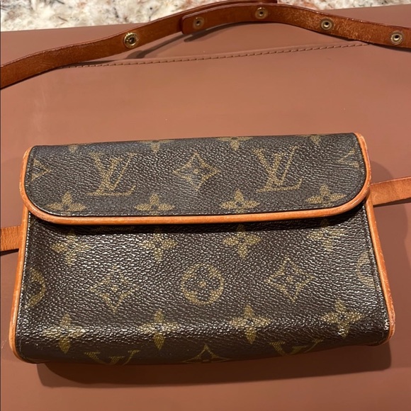 Louis Vuitton Bags Vintage Louis Vuitton Florentine Bum Bag Poshmark
